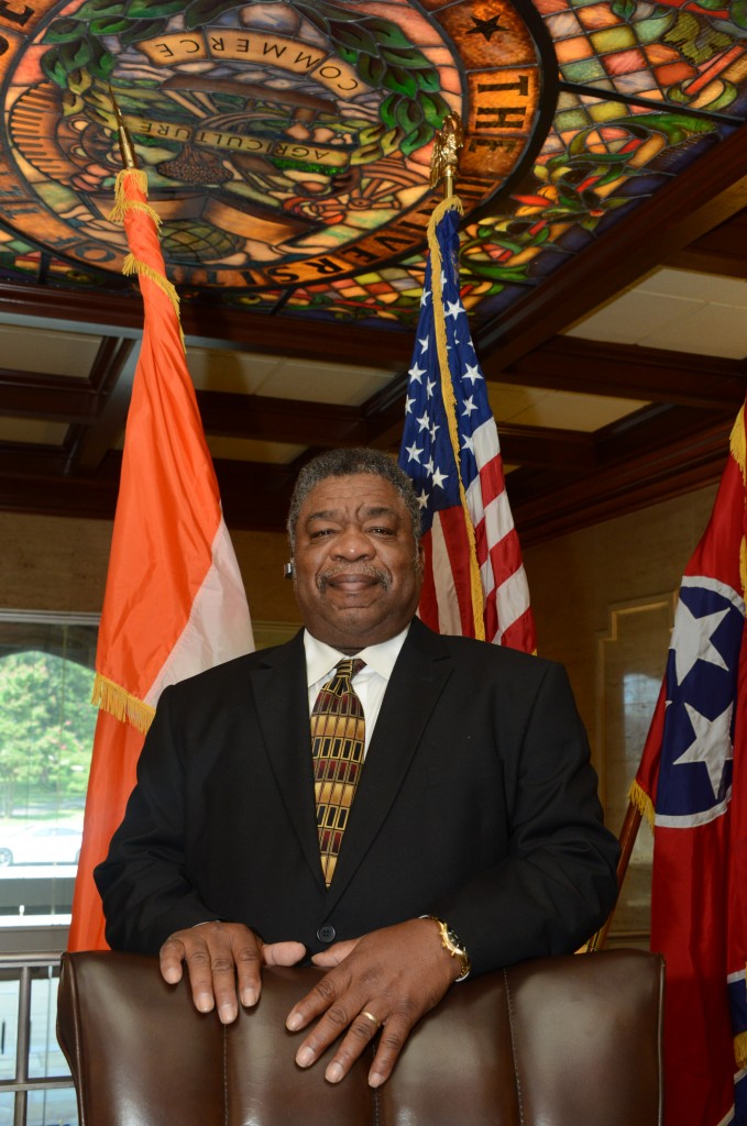 UT Health Science Center Names J. Bradshaw Director of