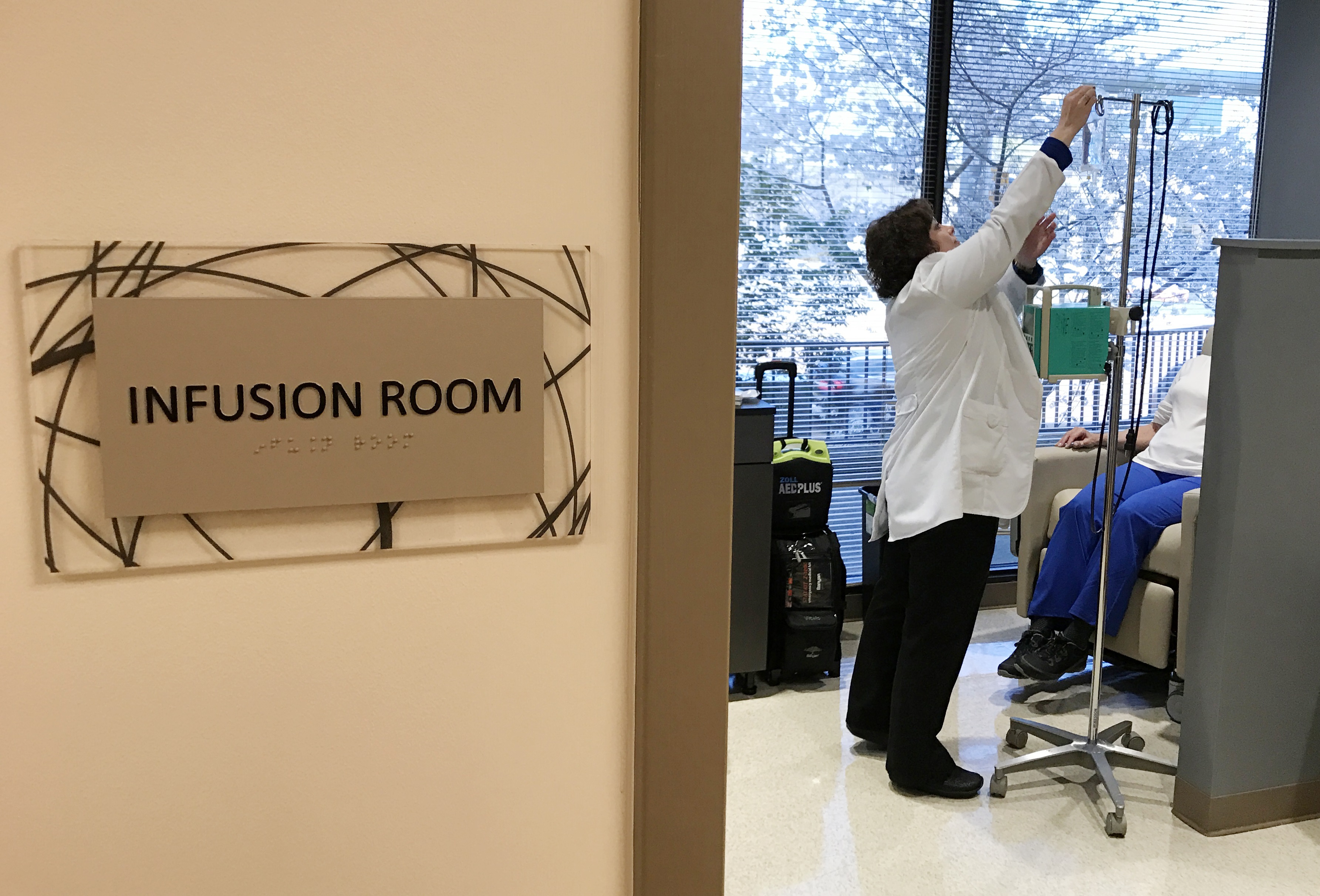 Infusion room - UTHSC News