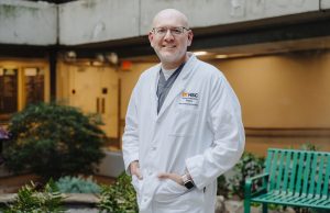 Portrait of Dr. Evan Glazer