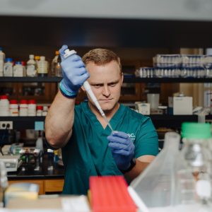 Photo of Jacob Purkey working in the lab
