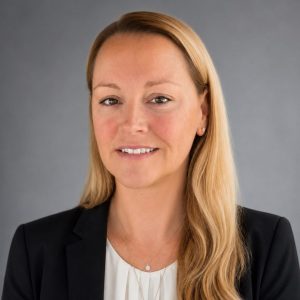 Anja Dabelic headshot